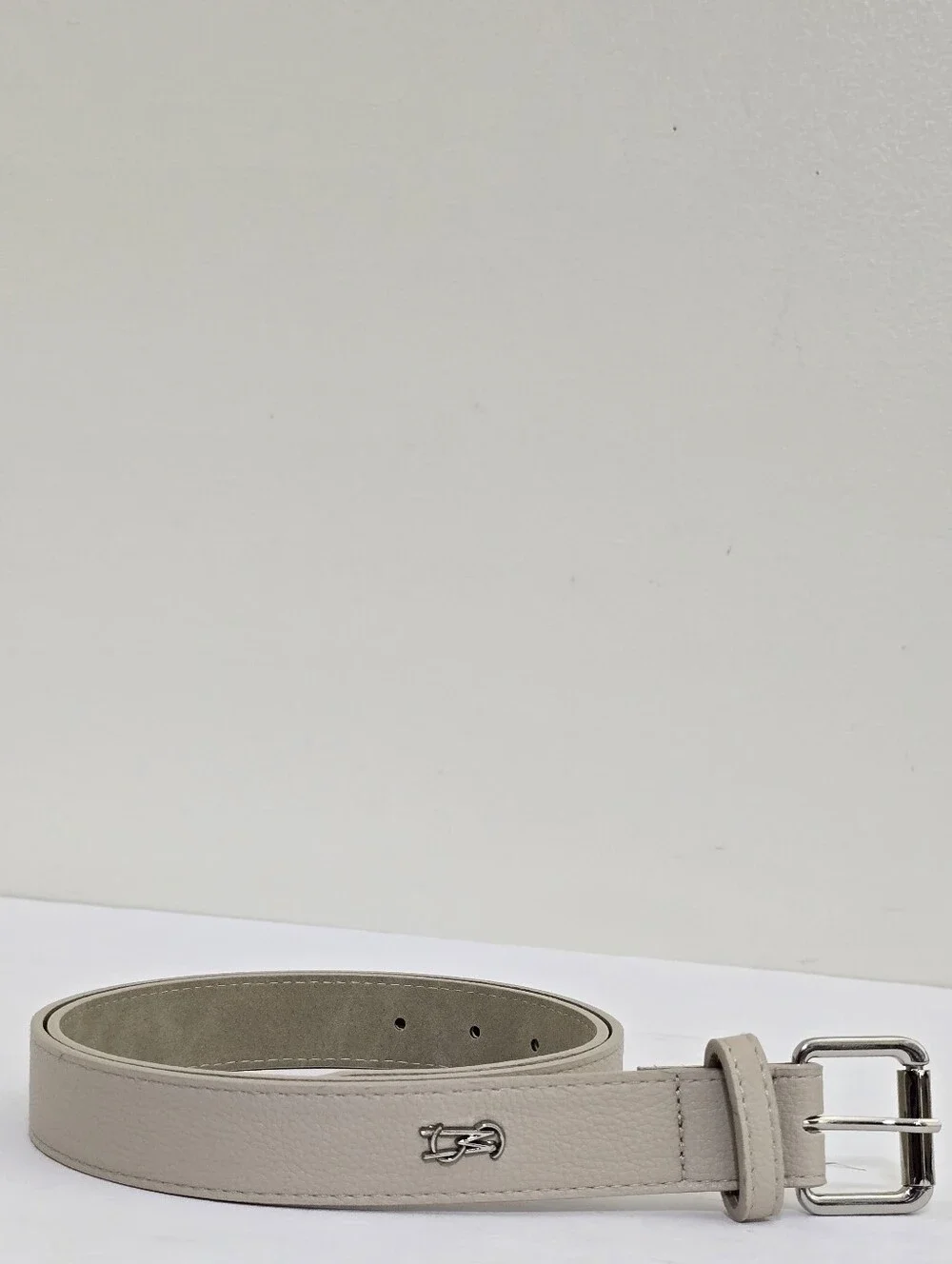 STEVE MADDEN size XL Faux Leather Fashion Logo‎ Belt Cream